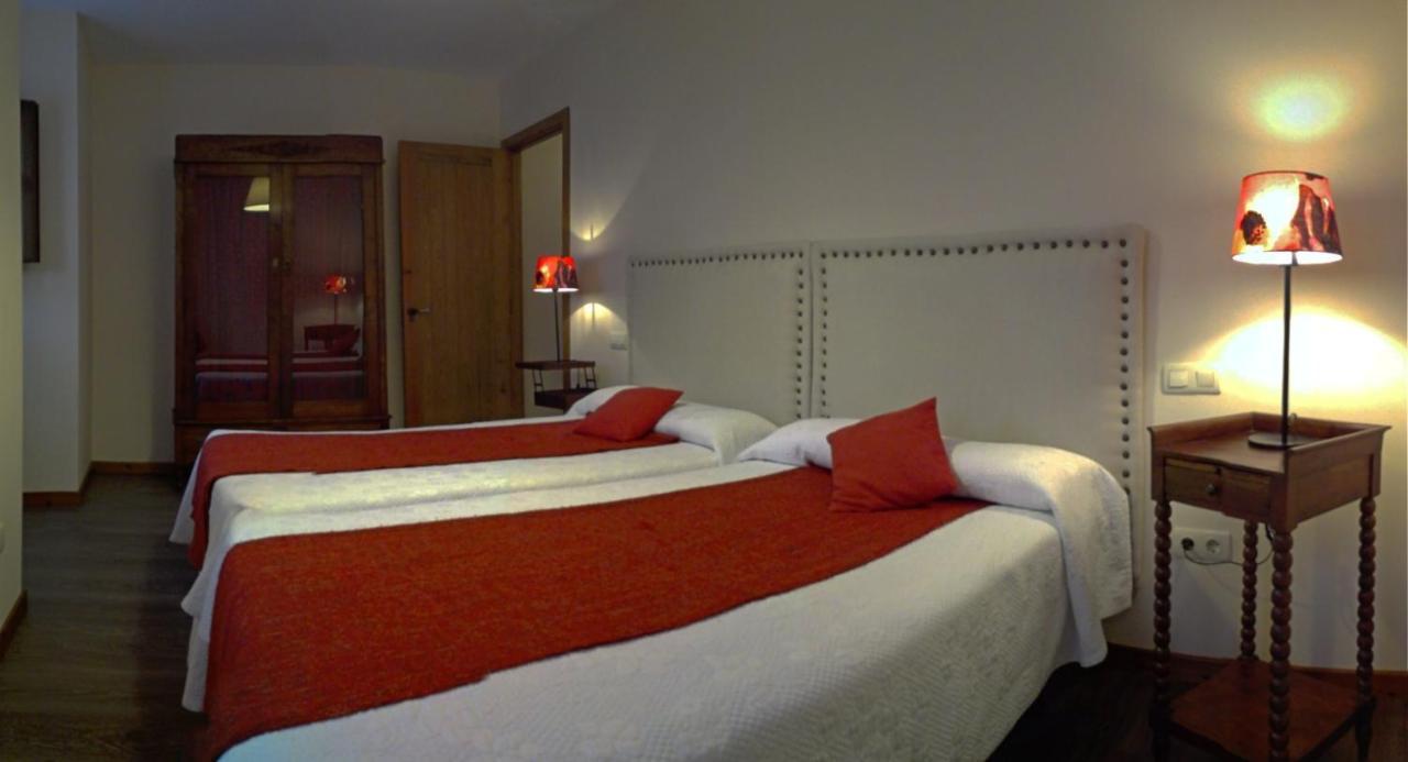Apartamentos Rurales Casanova Tapia De Casariego Exterior foto